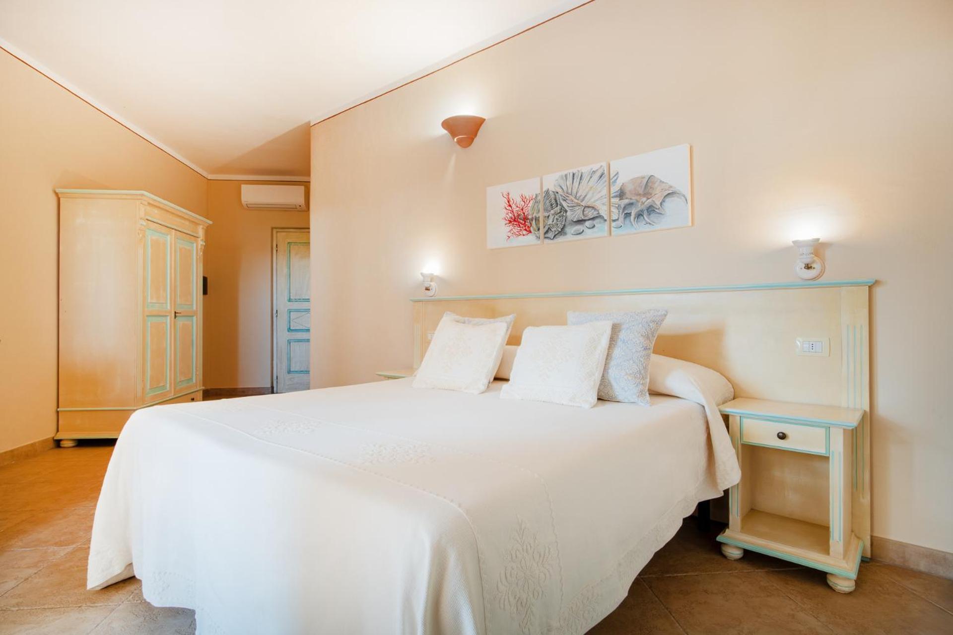 Hotel Lu Pitrali 산테오도로 외부 사진
