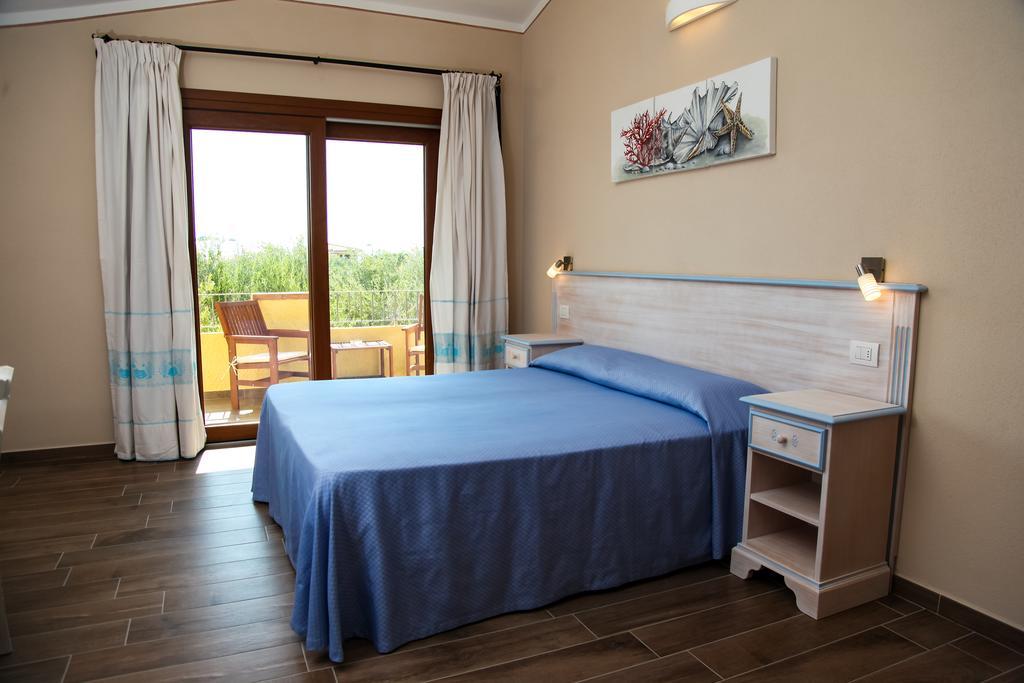 Hotel Lu Pitrali 산테오도로 외부 사진